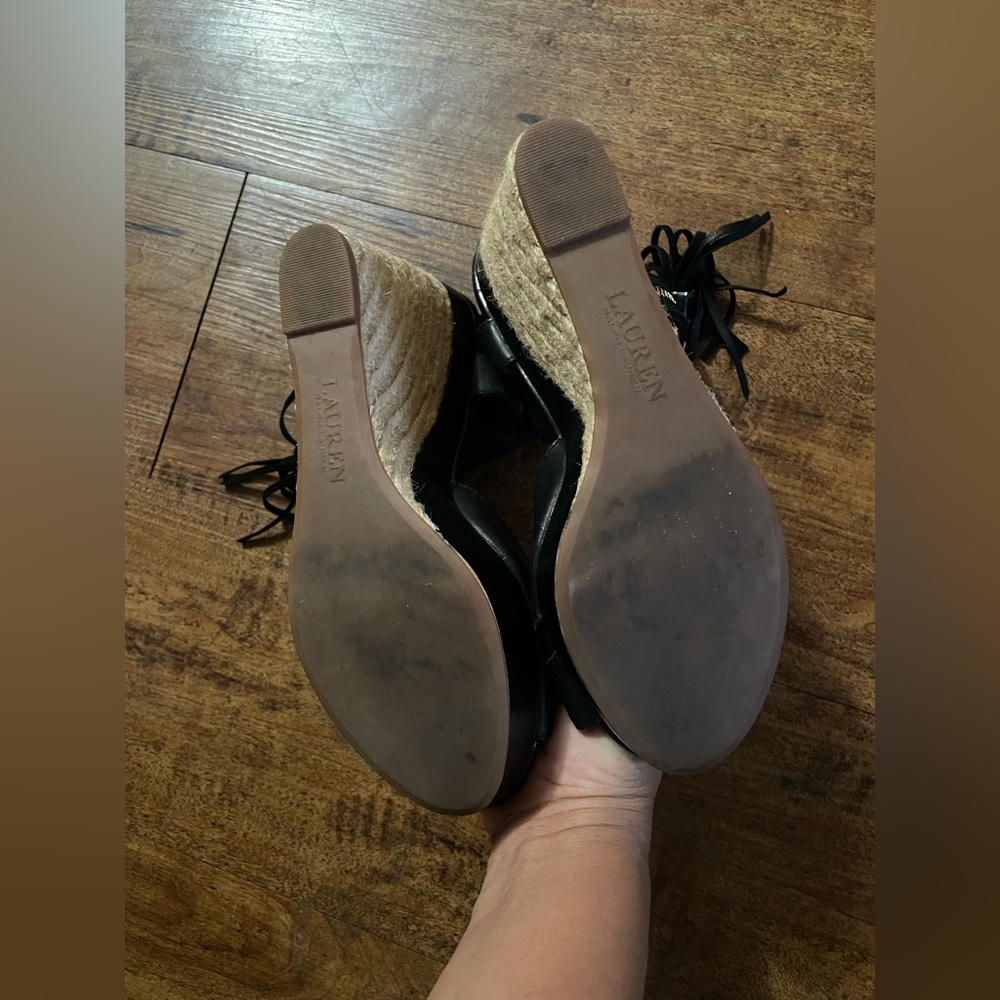 Lauren Ralph Lauren Black Wedges with Tassel size 8 - Picture 6 of 7